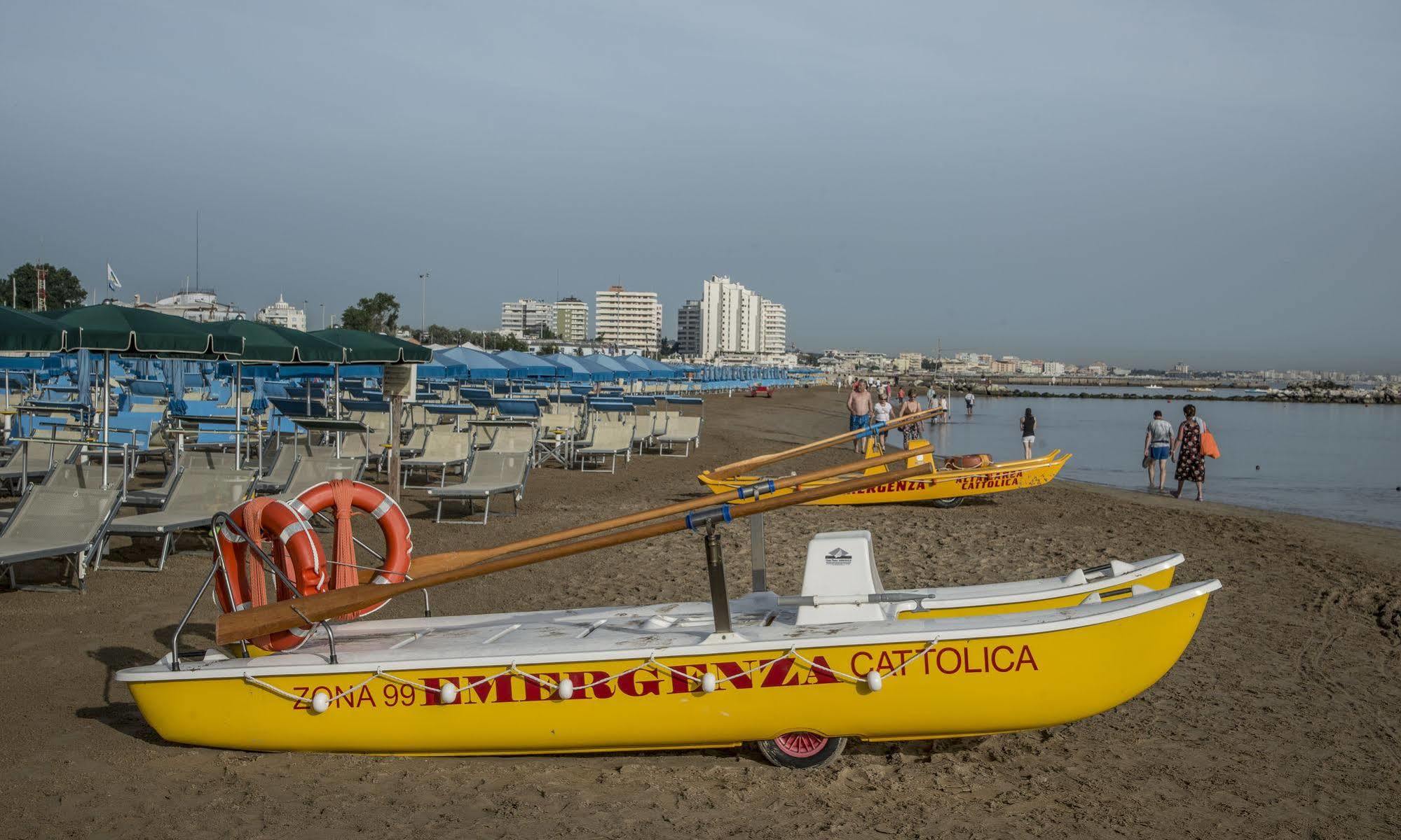 Hotel Baia Marina Cattolica Esterno foto